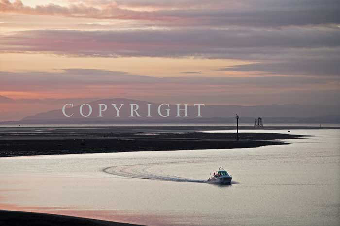 Fleetwood Estuary, Black Combe Beyond, Ref 3983